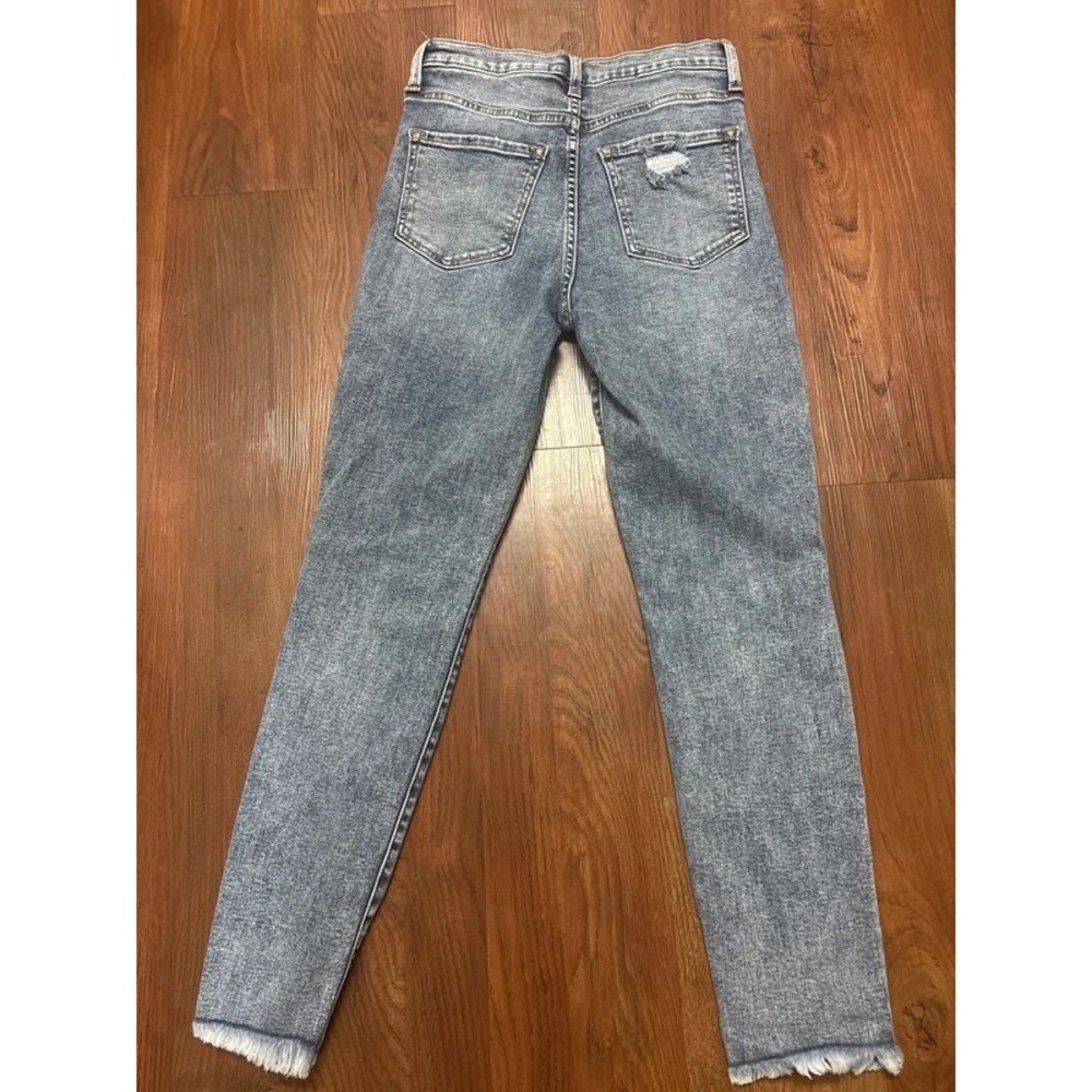Altar'd State Skinny Jeans 26 Blue High Rise Raw Hem Acid Wash Denim Distressed - Picture 2 of 3